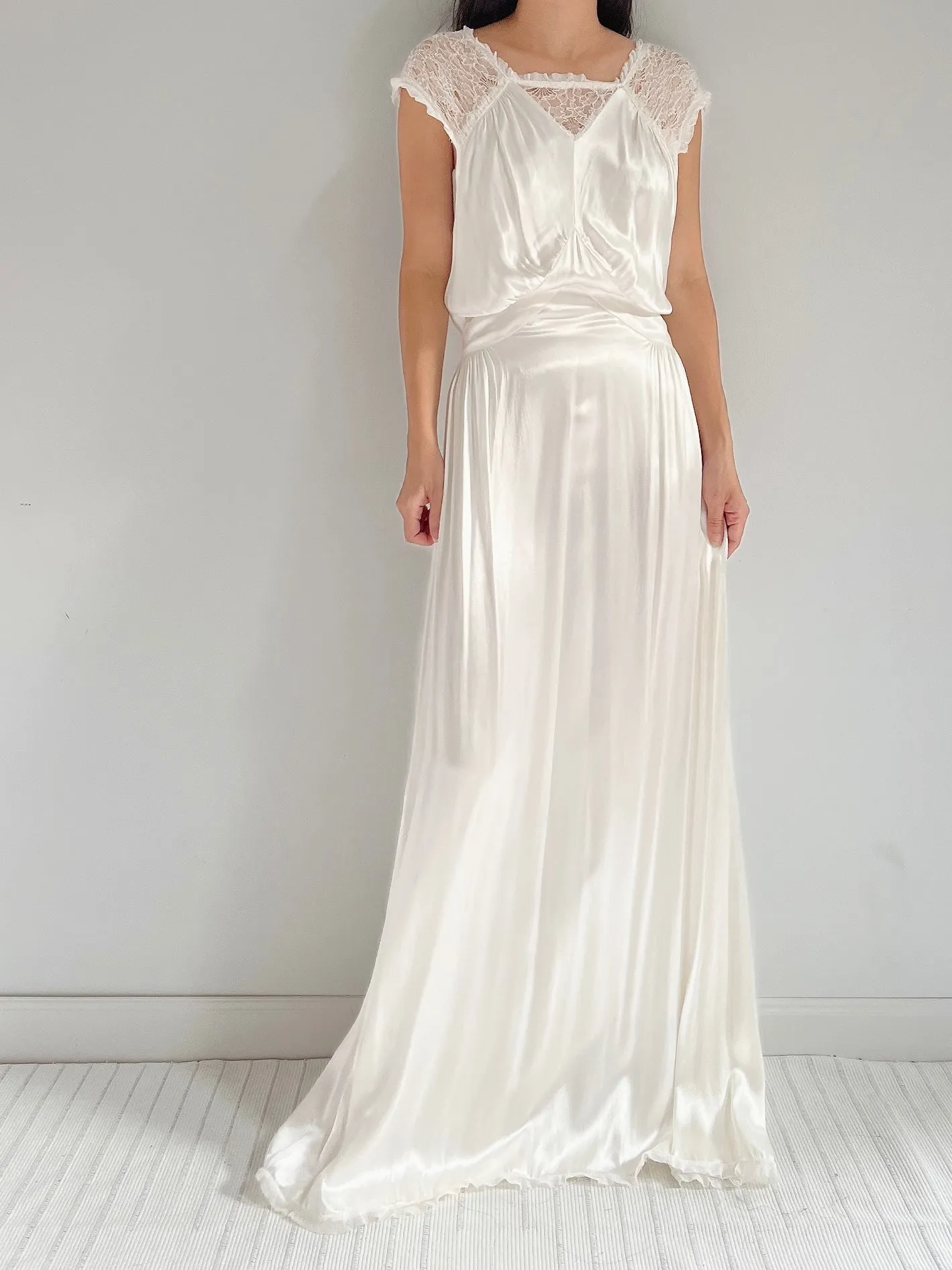 1930s Satin and Lace Dress - M