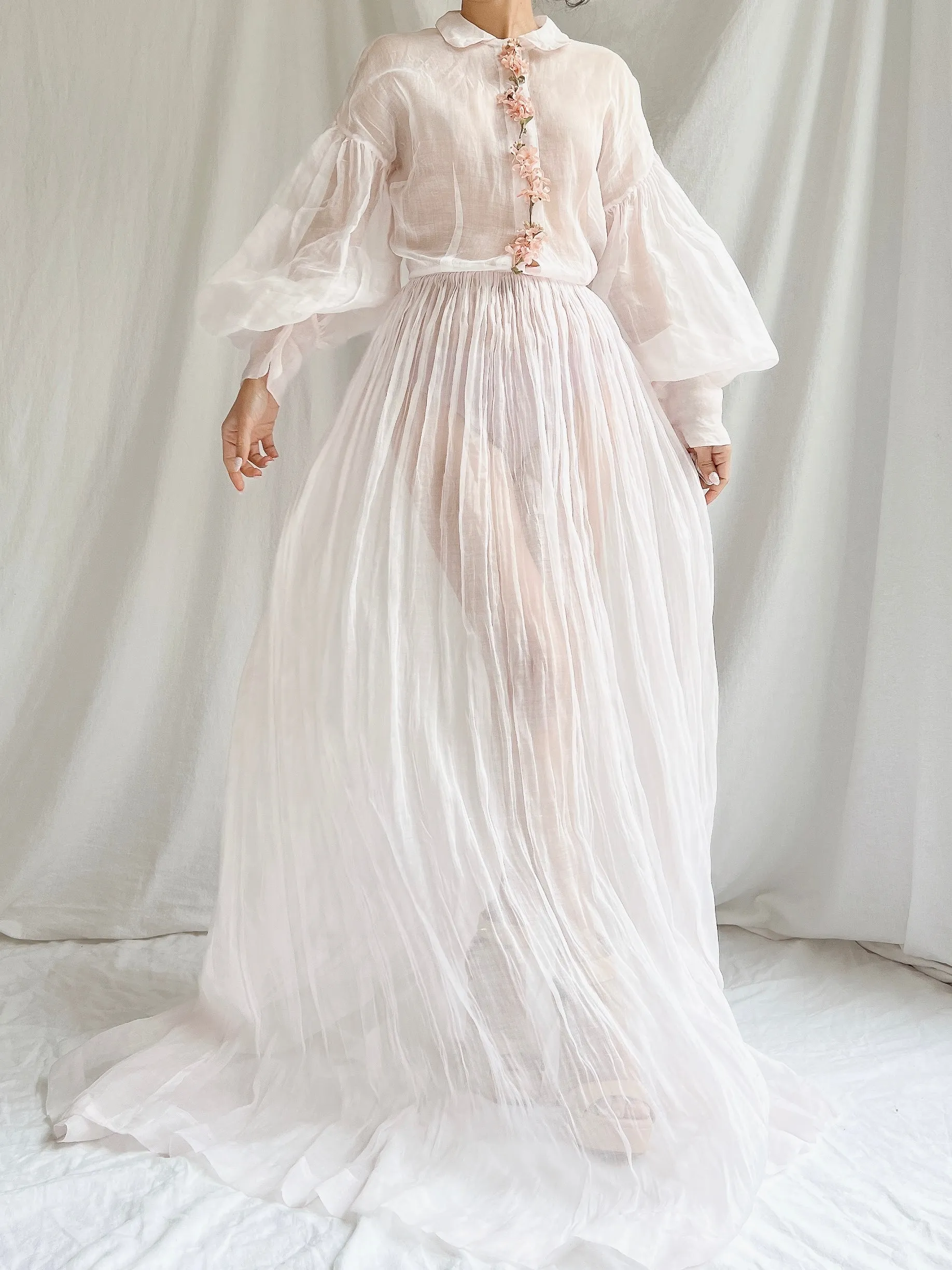 1940s Sheer Organdy Puff Sleeves Gown - M