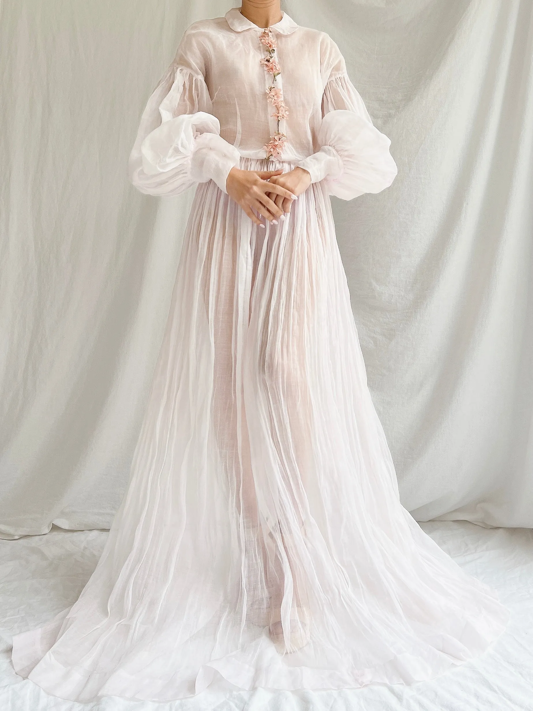 1940s Sheer Organdy Puff Sleeves Gown - M