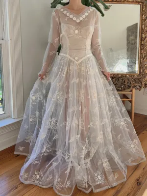 1950s Sheer Embroidered Net Dress - S/M