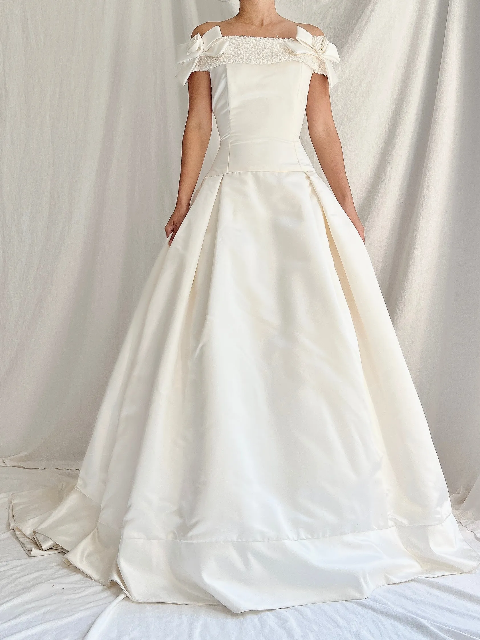 2000s Demetrios Satin Off-the-Shoulder Gown - XS/2-4