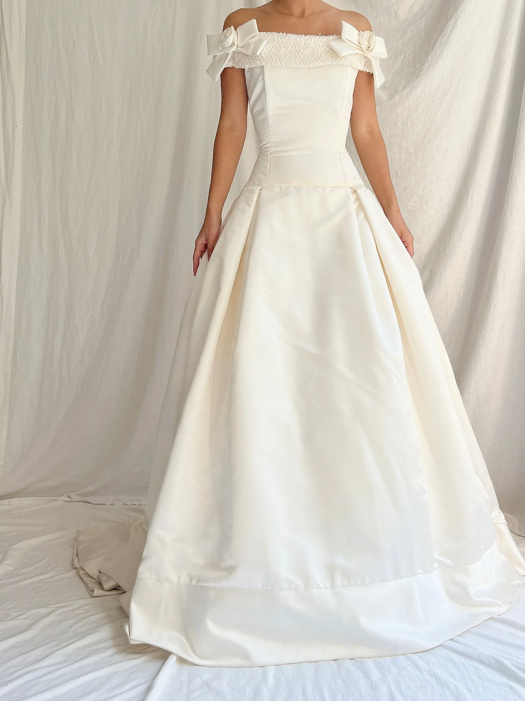 2000s Demetrios Satin Off-the-Shoulder Gown - XS/2-4