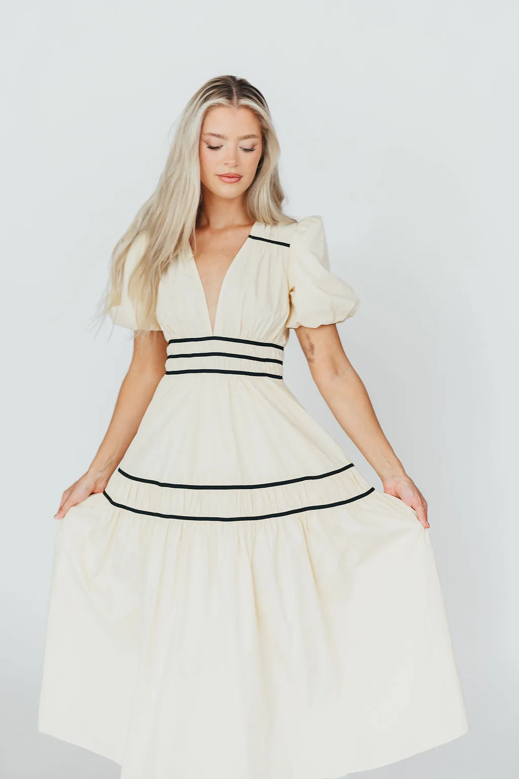 Bradley Puffed Sleeve Tiered Maxi Dress in Cream/Black
