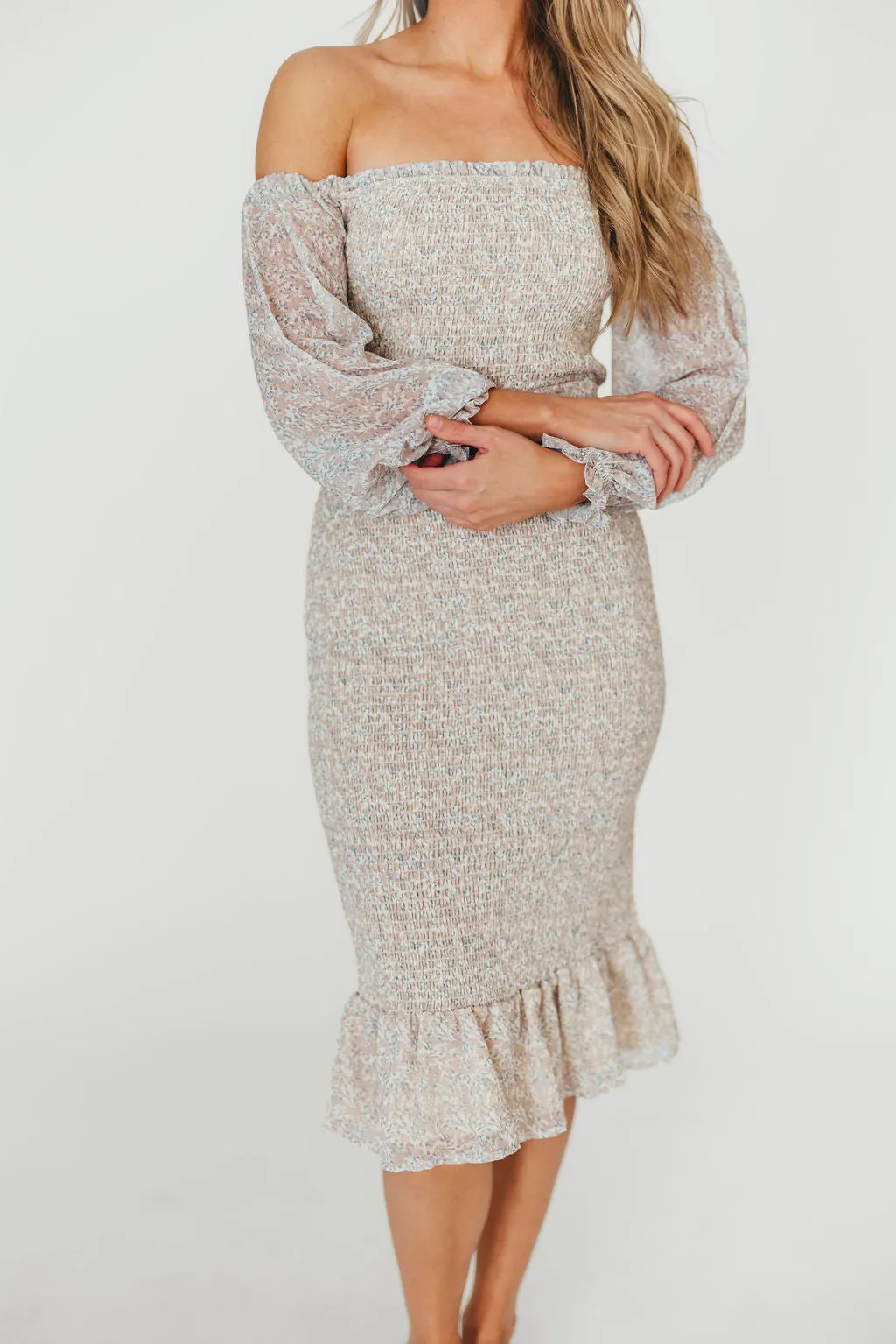 Cameron Stretchy Midi Dress with Ruffles in Beige/Blue