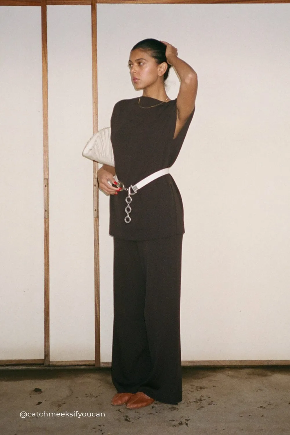 MABLE BITTER CHOC LONGLINE KNIT TOP