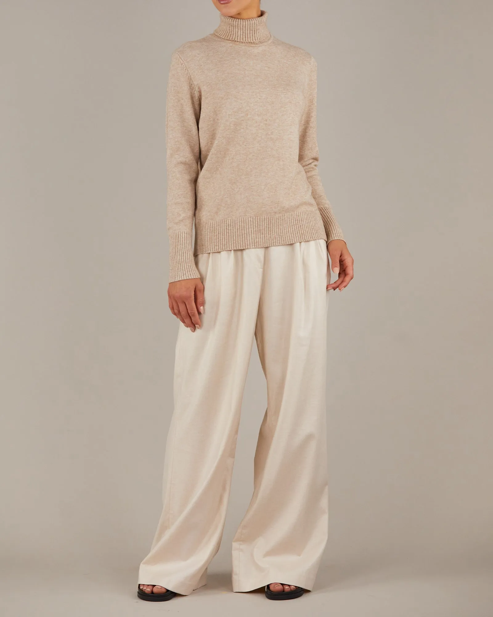 Manor Turtleneck Knit - Oatmeal