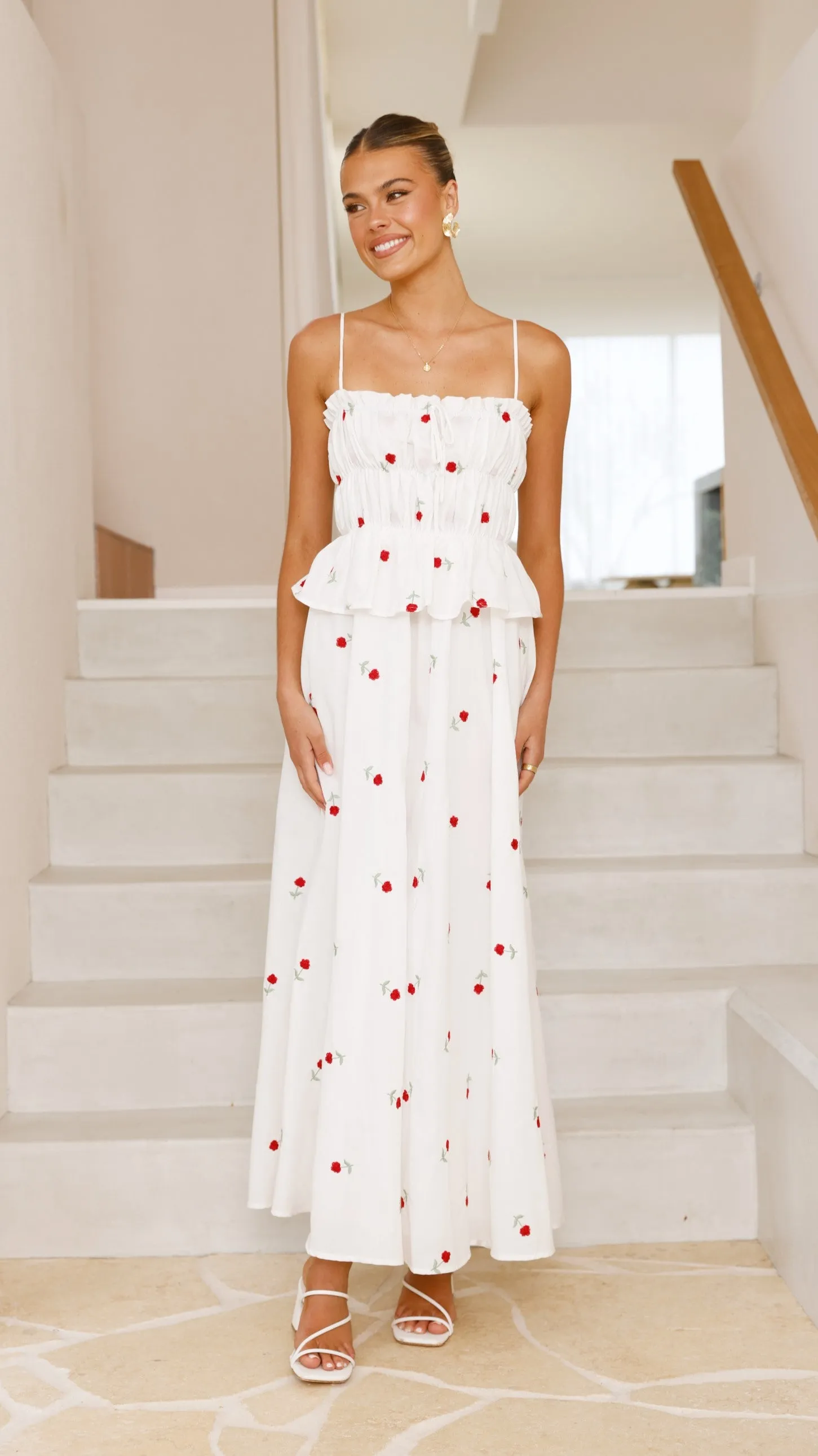 Misty Maxi Dress - White / Red Floral