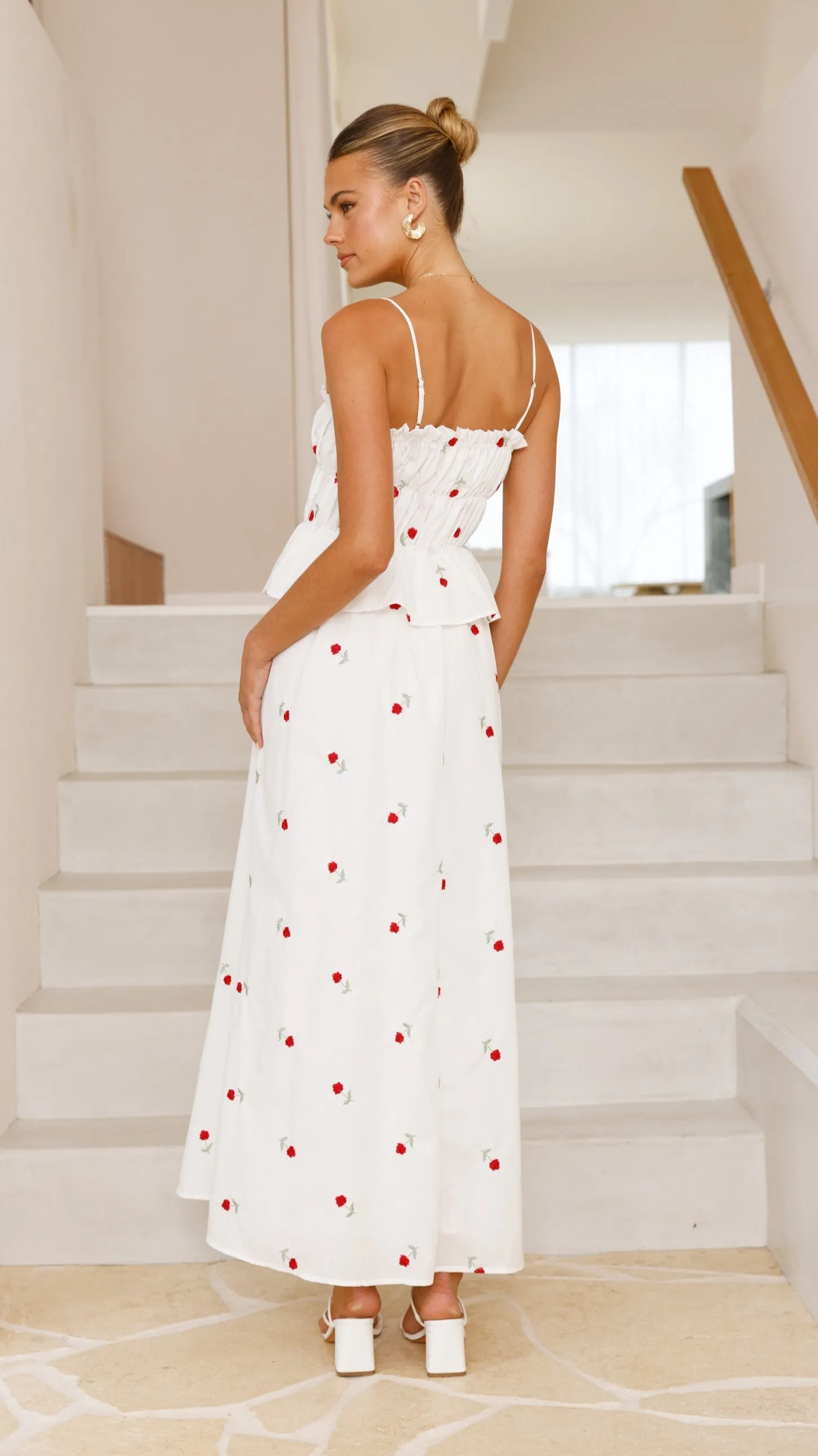 Misty Maxi Dress - White / Red Floral