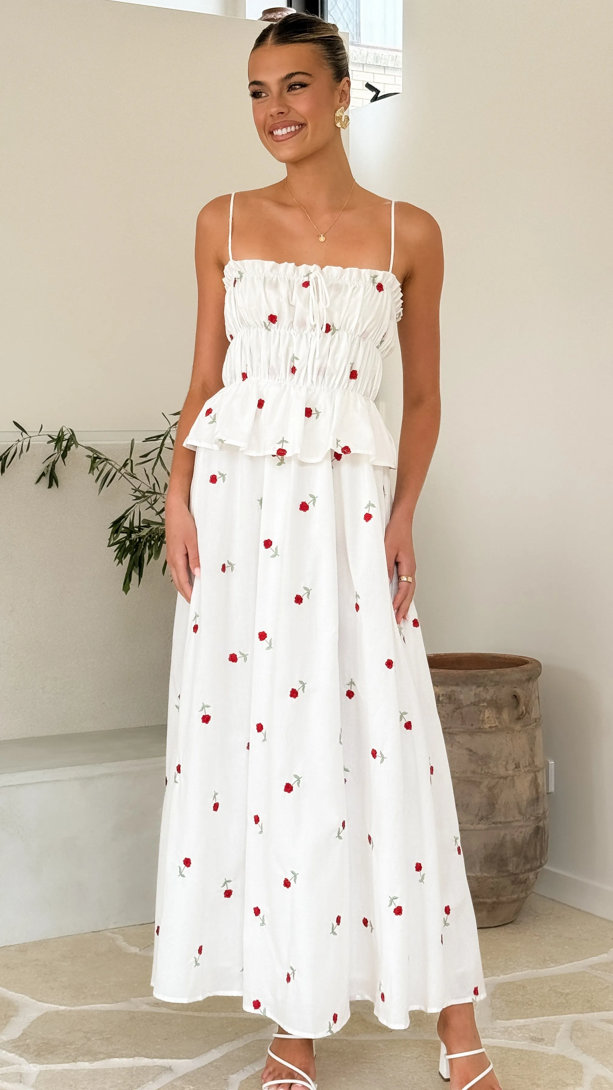 Misty Maxi Dress - White / Red Floral