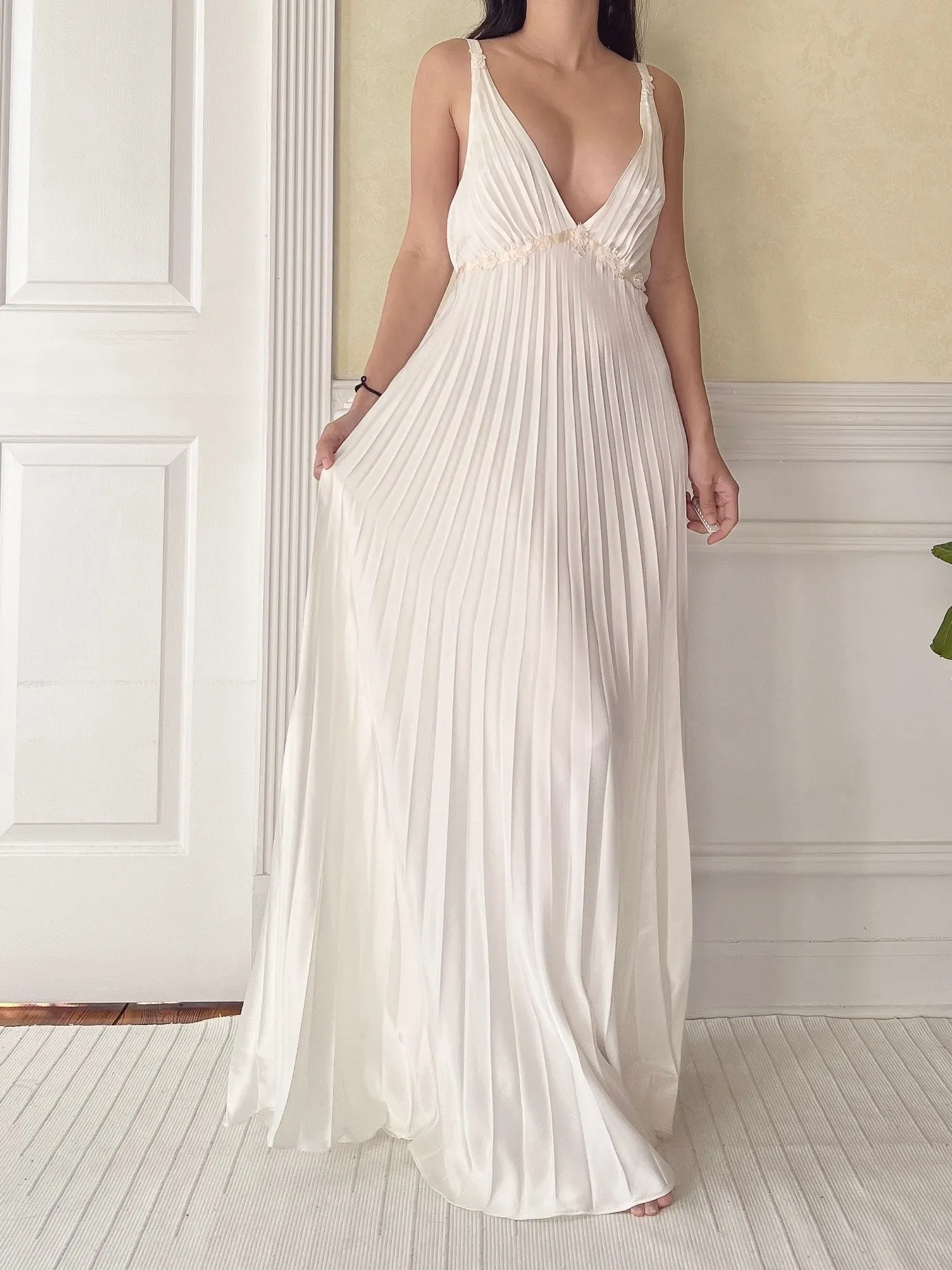 Vintage Pleated Ivory Satin Dress - M